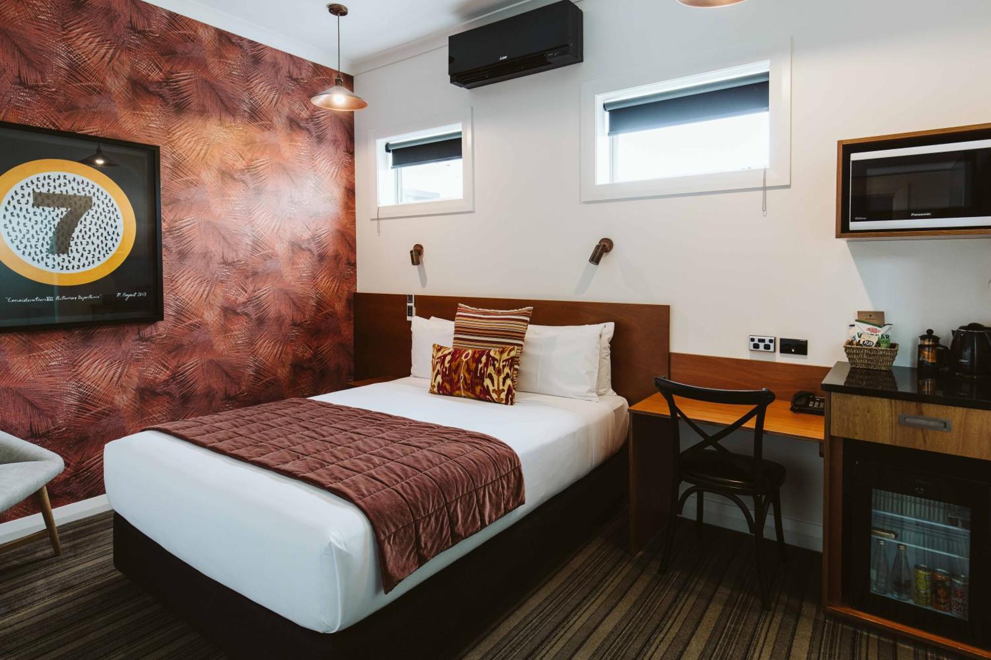 Hotel The State