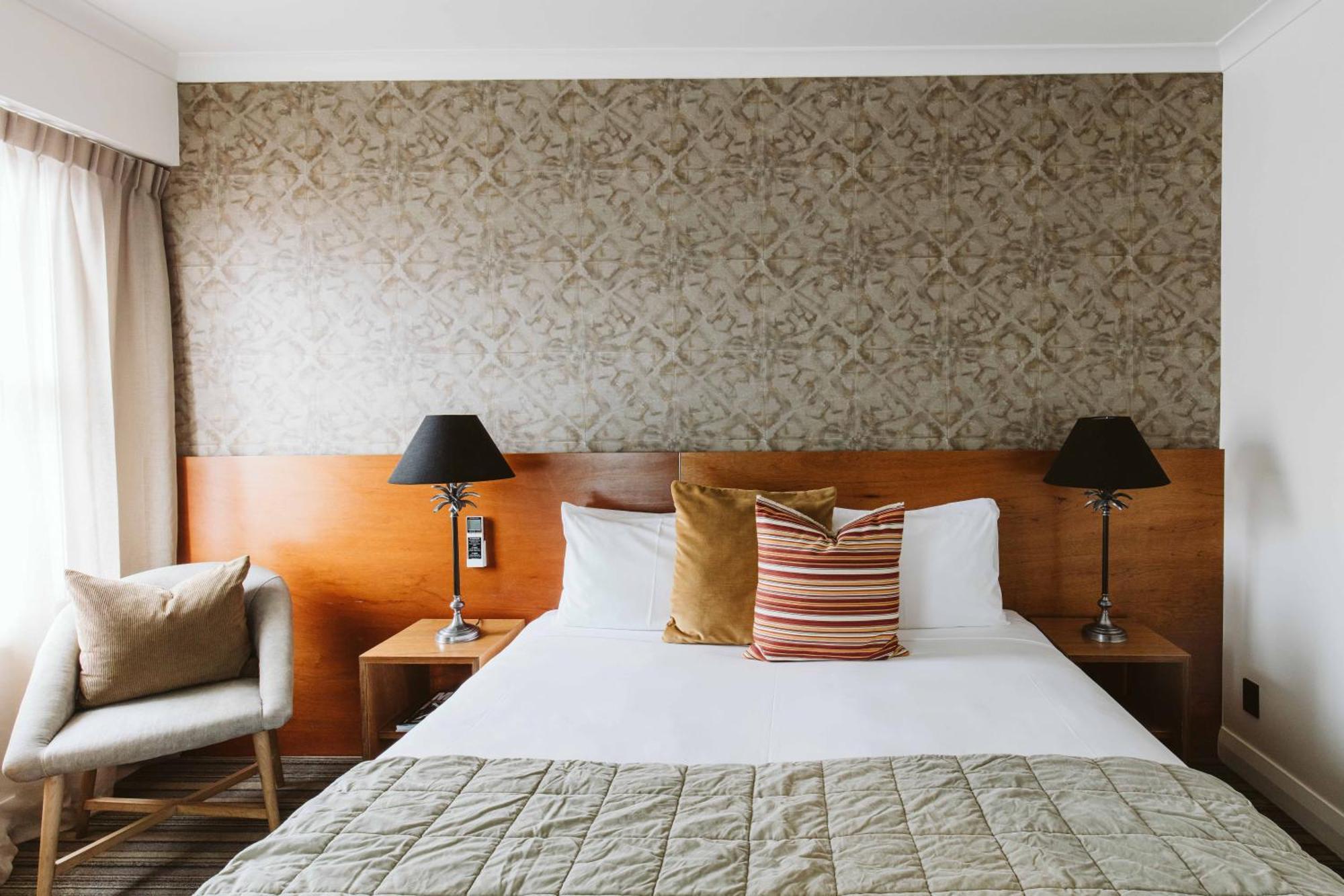 Hotel The State