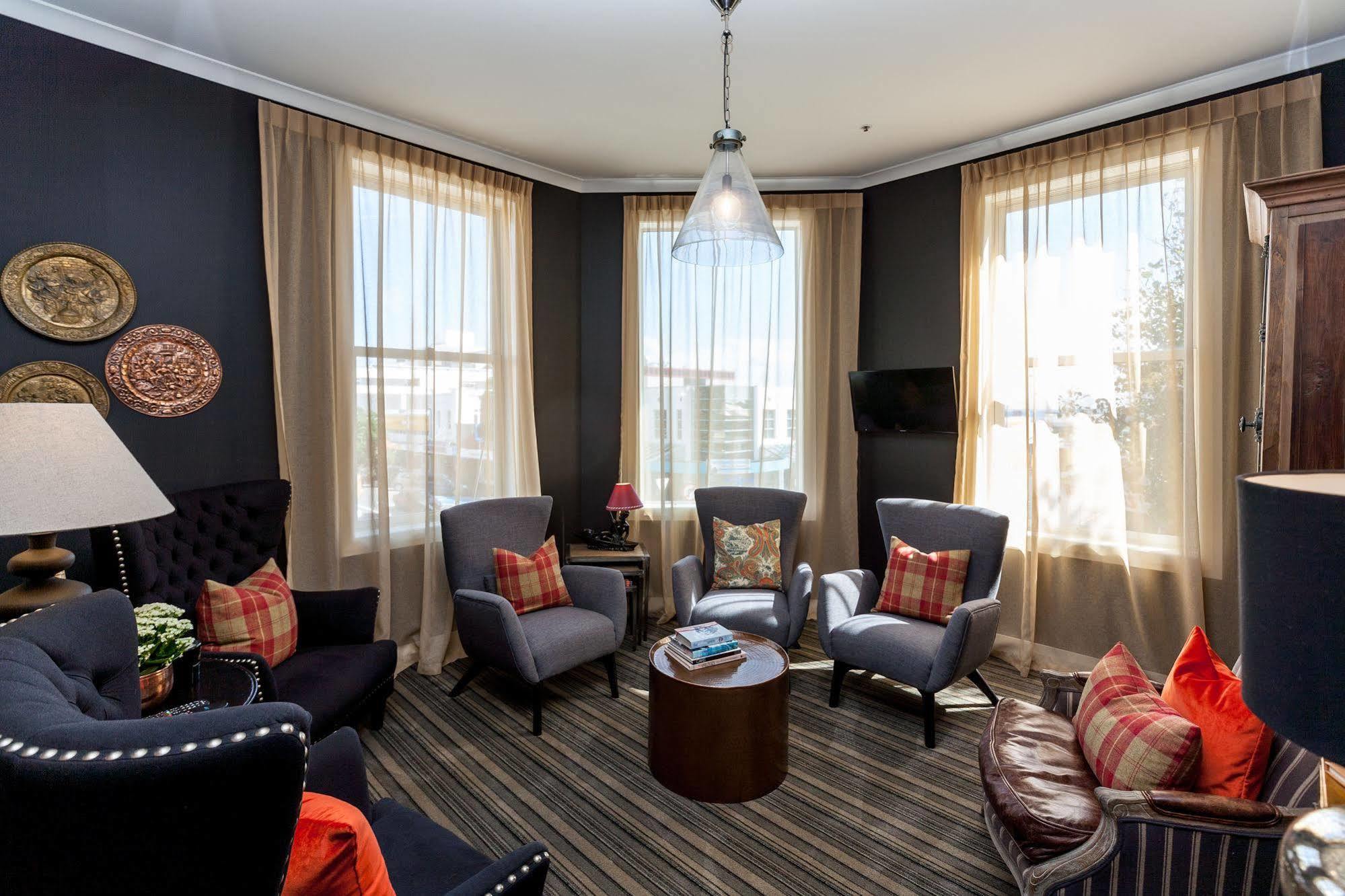 Hotel The State New Plymouth